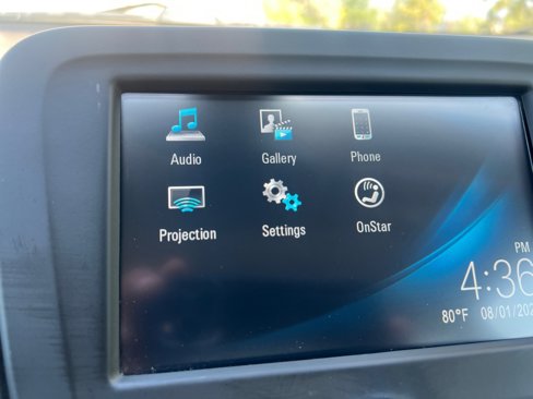 Used 2017 Chevrolet Malibu LT image 22