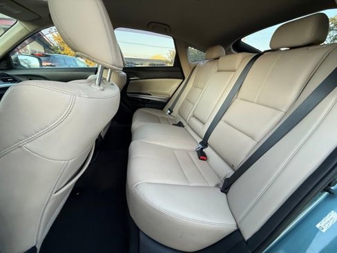 Used 2013 Honda Crosstour EX-L image 25
