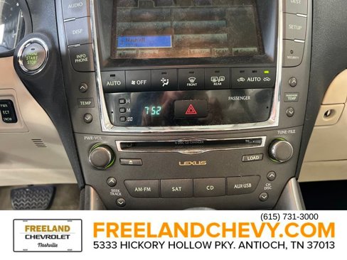 Used 2010 Lexus IS 350C image 25
