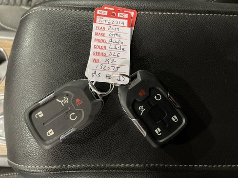 Used 2019 GMC Acadia SLE w/ Driver Alert Package I image 27