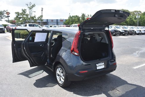 Used 2022 Kia Soul S w/ Paint Protection Package image 16