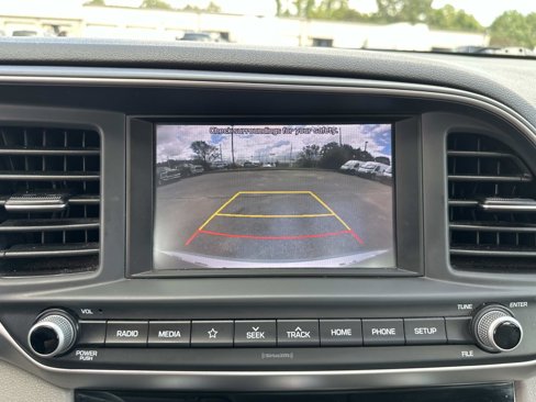 Used 2019 Hyundai Elantra SEL image 23