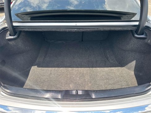 Used 2020 Chrysler 300 Limited image 17