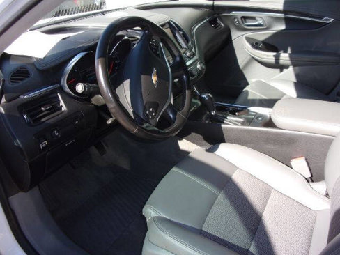 Used 2017 Chevrolet Impala LT image 10