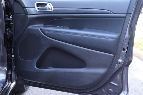 Used 2021 Jeep Grand Cherokee Laredo image 19
