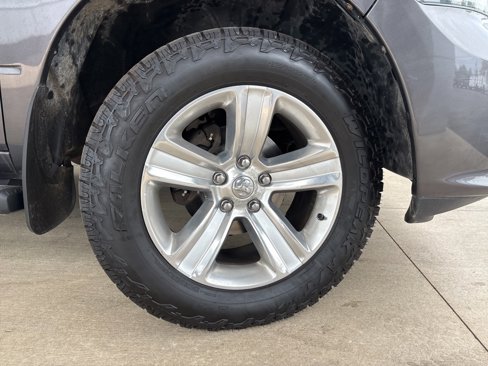 Used 2016 RAM 1500 Sport w/ Sport Premium Group image 32