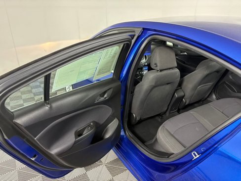 Used 2017 Chevrolet Cruze LT w/ Convenience Package image 27