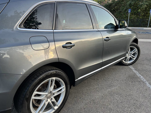 Used 2017 Audi Q5 2.0T Premium Plus w/ Technology Package image 29