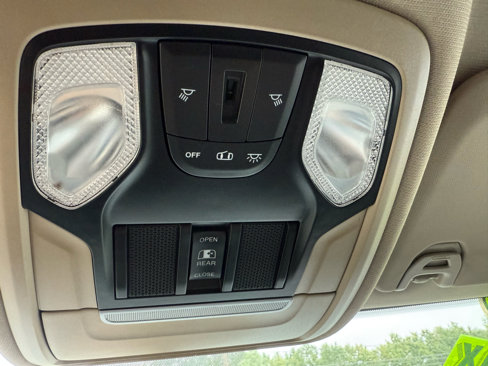 Used 2020 RAM 2500 Tradesman image 29