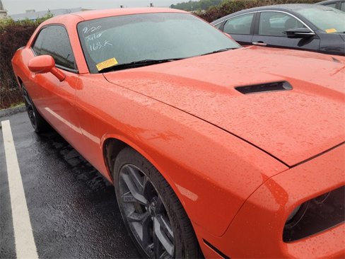 Used 2021 Dodge Challenger SXT w/ Blacktop Package image 9