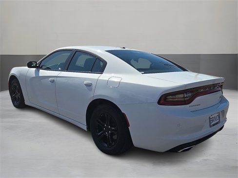 Used 2022 Dodge Charger SXT w/ Leather Interior Group image 3