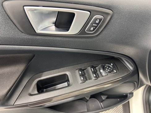 Used 2019 Ford EcoSport SE image 13