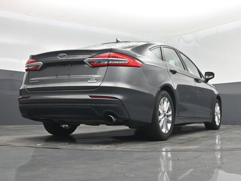 Used 2019 Ford Fusion SE image 41