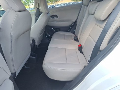 Used 2019 Honda HR-V Touring image 18
