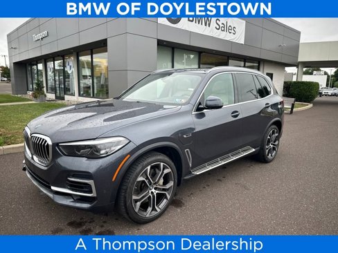Certified 2022 BMW X5 xDrive45e w/ Luxury Seating Package image 1