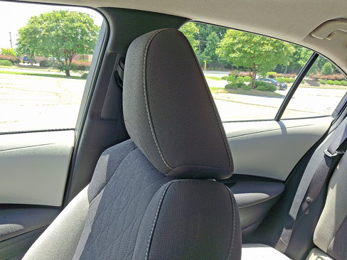 Used 2020 Toyota Corolla LE image 17