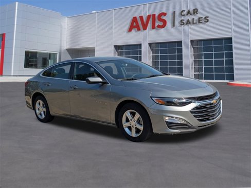 Used 2024 Chevrolet Malibu LT image 3