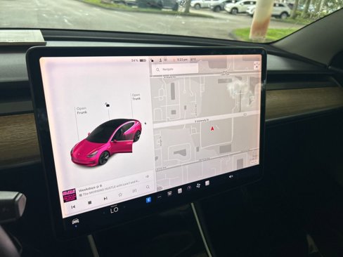 Used 2020 Tesla Model 3 image 7
