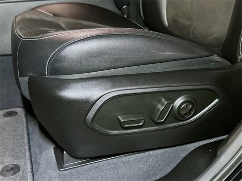 Used 2023 Jeep Grand Cherokee Altitude image 10