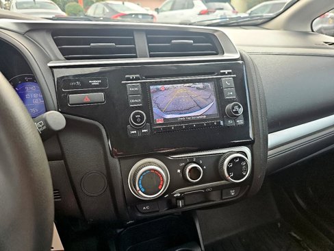 Used 2017 Honda Fit LX image 16