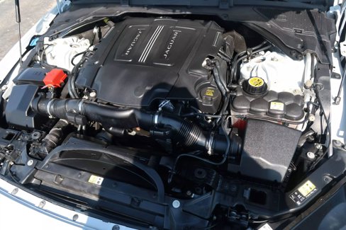 Used 2017 Jaguar XE First Edition image 46
