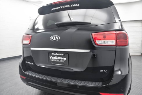 Used 2017 Kia Sedona EX image 6