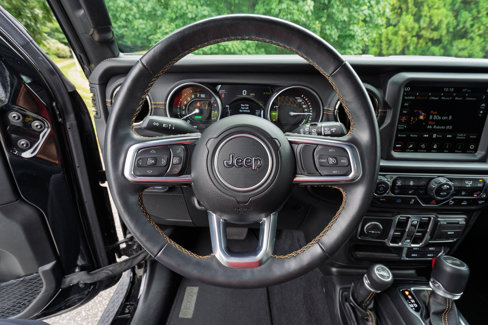 Used 2021 Jeep Wrangler Unlimited Sahara image 27