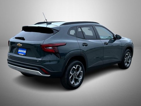 New 2026 Chevrolet Trax LT w/ Driver Confidence Package image 5