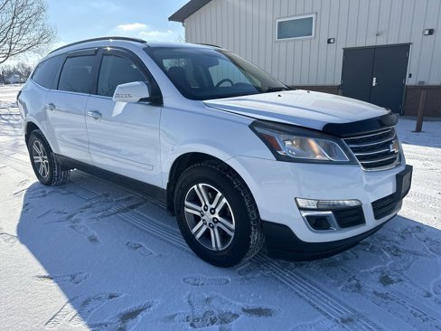 Used 2016 Chevrolet Traverse LT image 1
