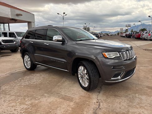 Used 2018 Jeep Grand Cherokee Summit image 3