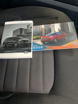 Used 2020 Ford Edge SE image 30