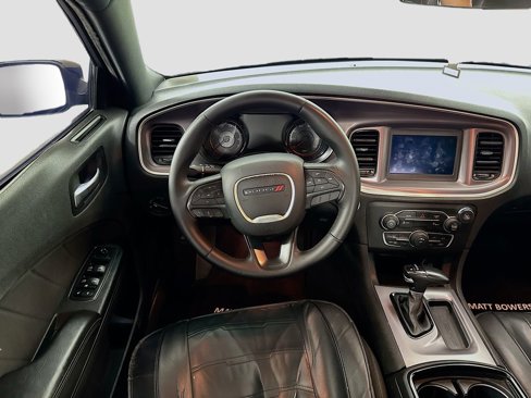Used 2019 Dodge Charger SXT image 21