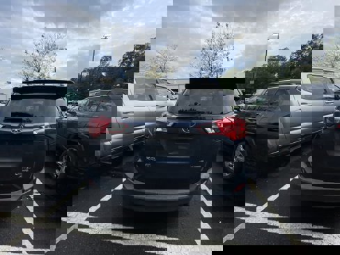 Used 2013 Toyota RAV4 Limited image 8
