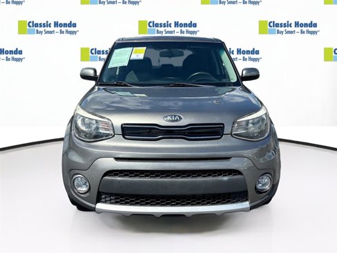 Used 2018 Kia Soul + image 2