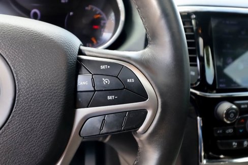 Used 2019 Jeep Grand Cherokee Altitude image 54