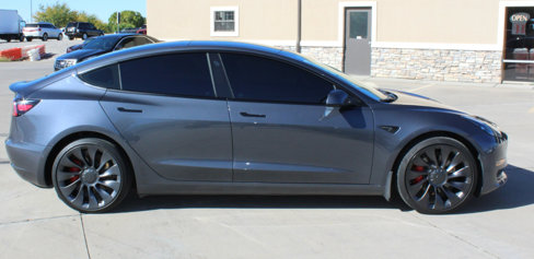 Used 2021 Tesla Model 3 Performance image 16