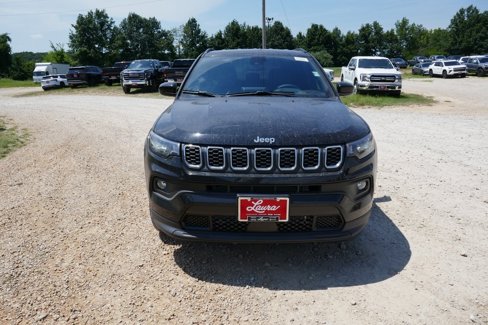 New 2025 Jeep Compass Latitude image 8