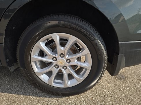 Used 2020 Chevrolet Equinox LS w/ LS Convenience Package image 20