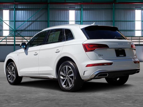 Used 2025 Audi Q5 2.0T Premium Plus w/ Premium Plus Package image 3
