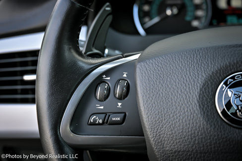 Used 2015 Jaguar XF Sport image 36