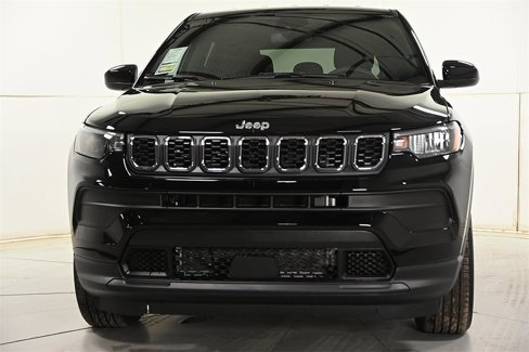 New 2025 Jeep Compass Sport image 3