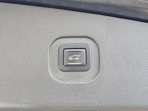 Used 2015 GMC Terrain SLT image 27