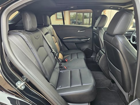 Used 2025 Cadillac XT4 Sport w/ Technology Package image 13