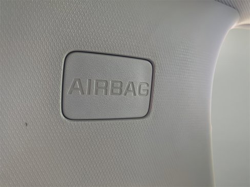 Used 2020 GMC Terrain SLE image 34
