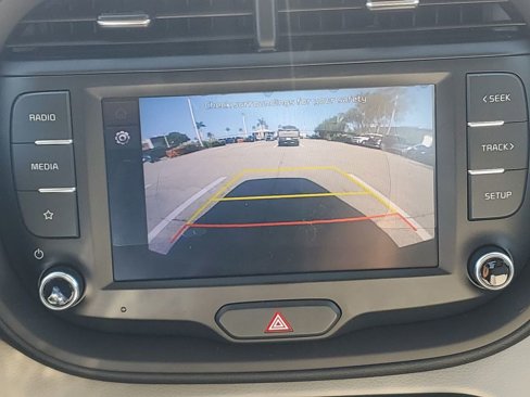 Used 2023 Kia Soul LX image 27