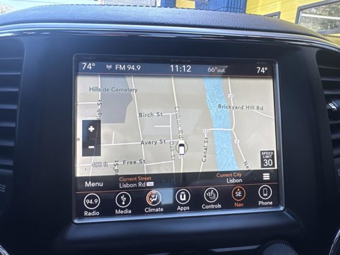 Used 2018 Jeep Grand Cherokee Overland image 20