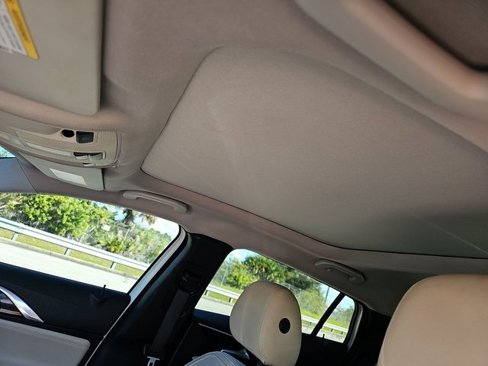 Used 2018 INFINITI QX30 Premium w/ Navigation Package image 6