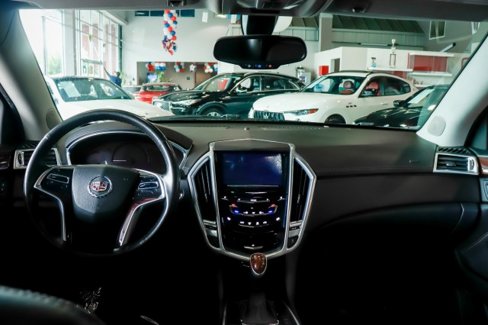 Used 2013 Cadillac SRX Luxury image 25