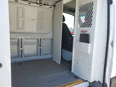 Used 2015 Mercedes-Benz Sprinter 2500 image 11