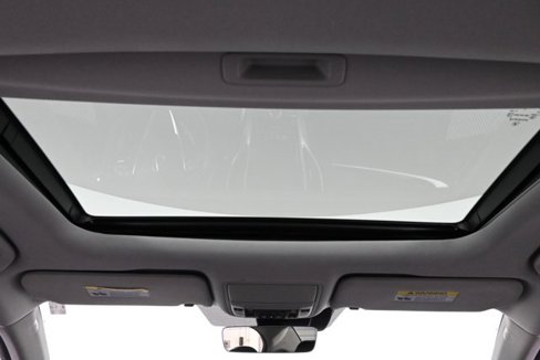 Used 2015 Acura TLX w/ Technology Package image 4
